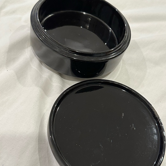 Vintage Black Lacquer Trinket Box beautiful Inlays Round Jewelry Storage - Picture 2 of 10